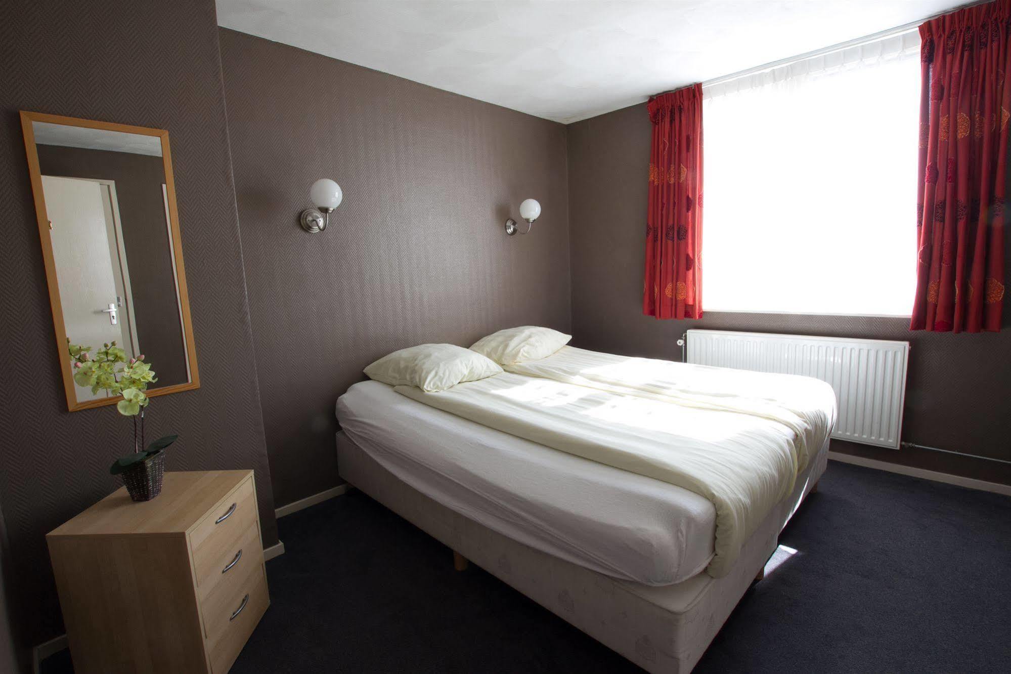 Hotel Velsen Эймейден Экстерьер фото